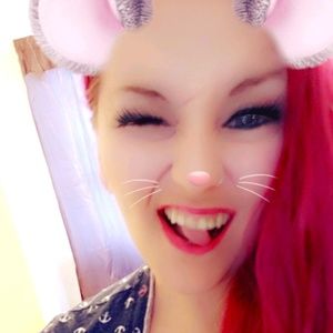 Meet your Posher, Nichole